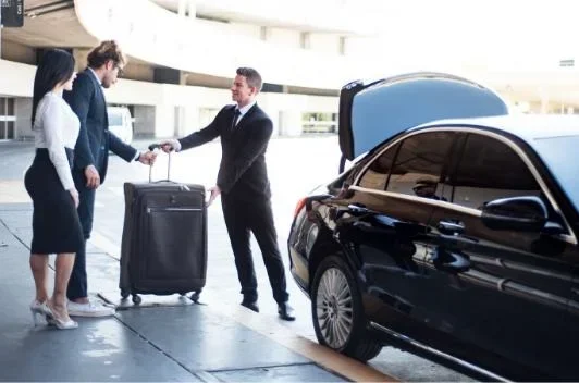 The Benefits of Pre-Booking Your Airport Transfers Bedford to Heathrow Airport private airport transfers in the UK