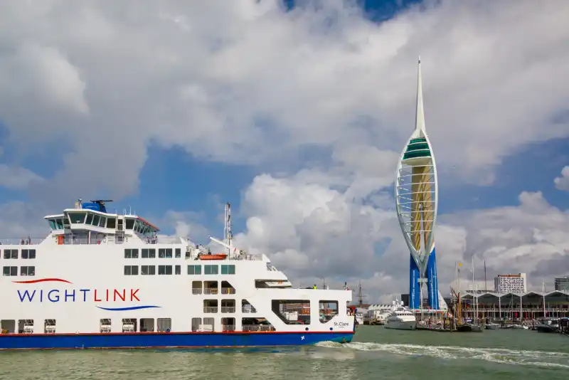 How to Get from Heathrow Airport to Portsmouth International Port – 2025 Complete Guide